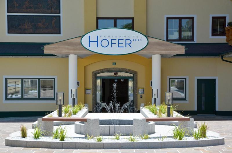 Ferienhotel Hofer Superior Strass im Attergau المظهر الخارجي الصورة