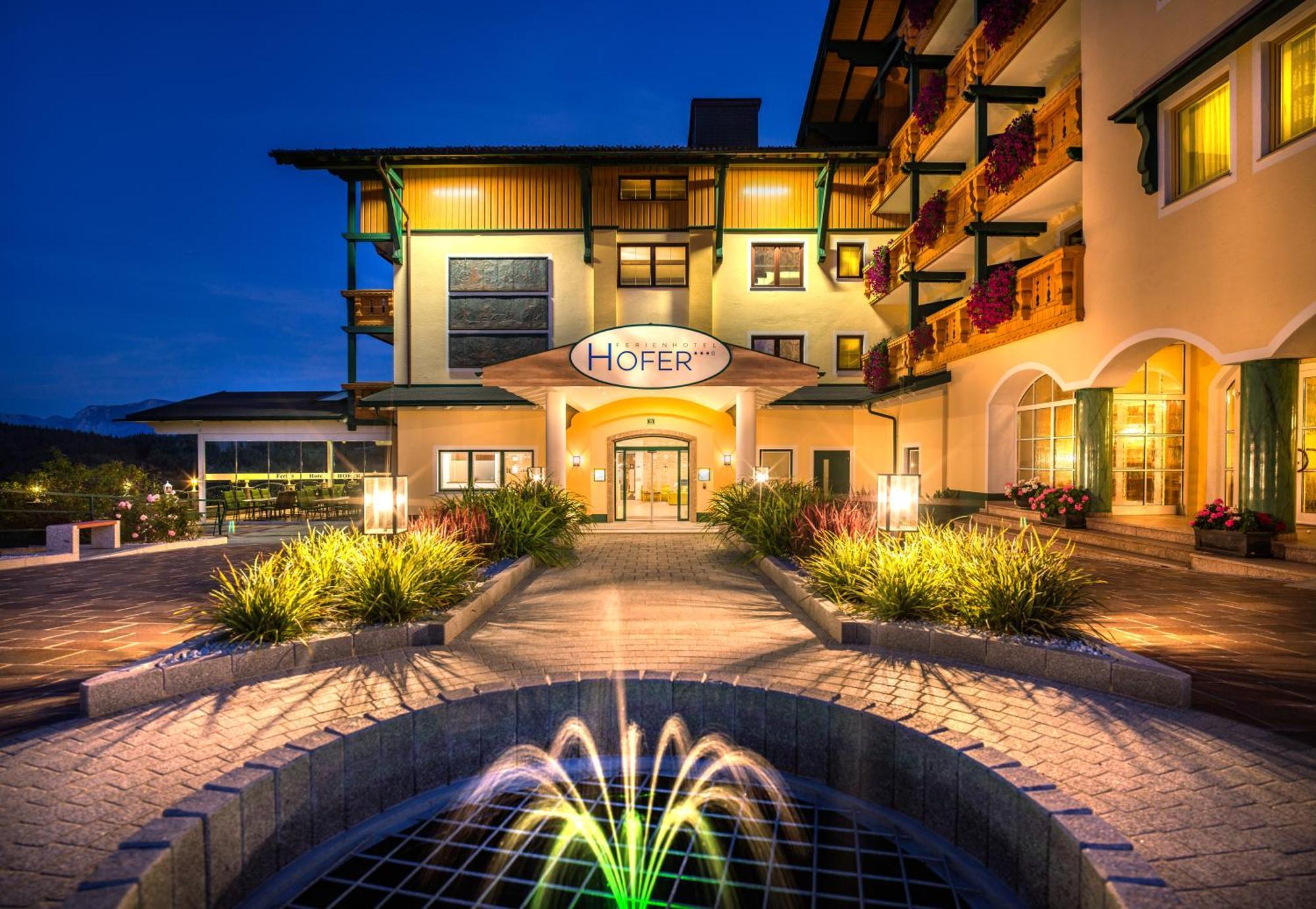 Ferienhotel Hofer Superior Strass im Attergau المظهر الخارجي الصورة